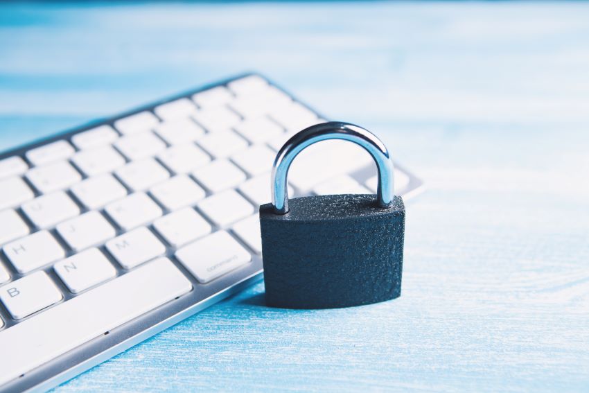 Prevention of workplace theft if you own a real estate agency