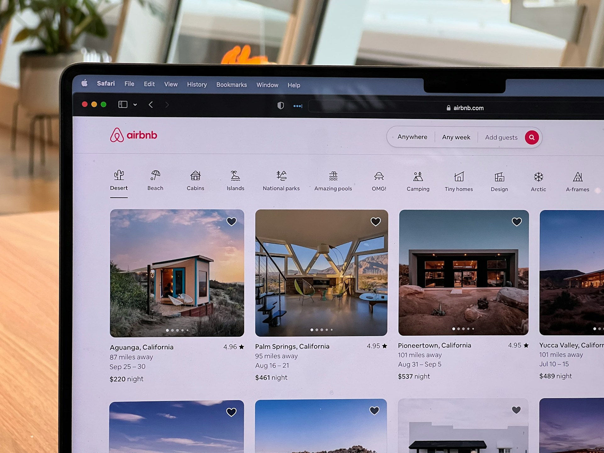 Frais pour les hôtes sur Airbnb : Quel pourcentage Airbnb retient-il ?